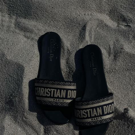 christian dior sandals wanita.